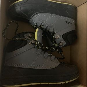Champion waterproof boots
